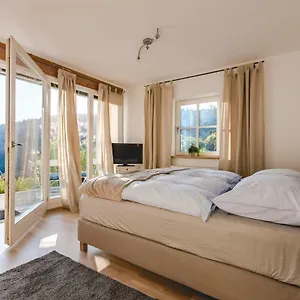 Apartment Studio Am Hügel, Graz